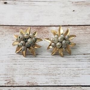 Vintage Florenza Clip On Earrings - Gold Tone